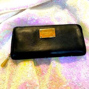Michael Kors black leather wallet